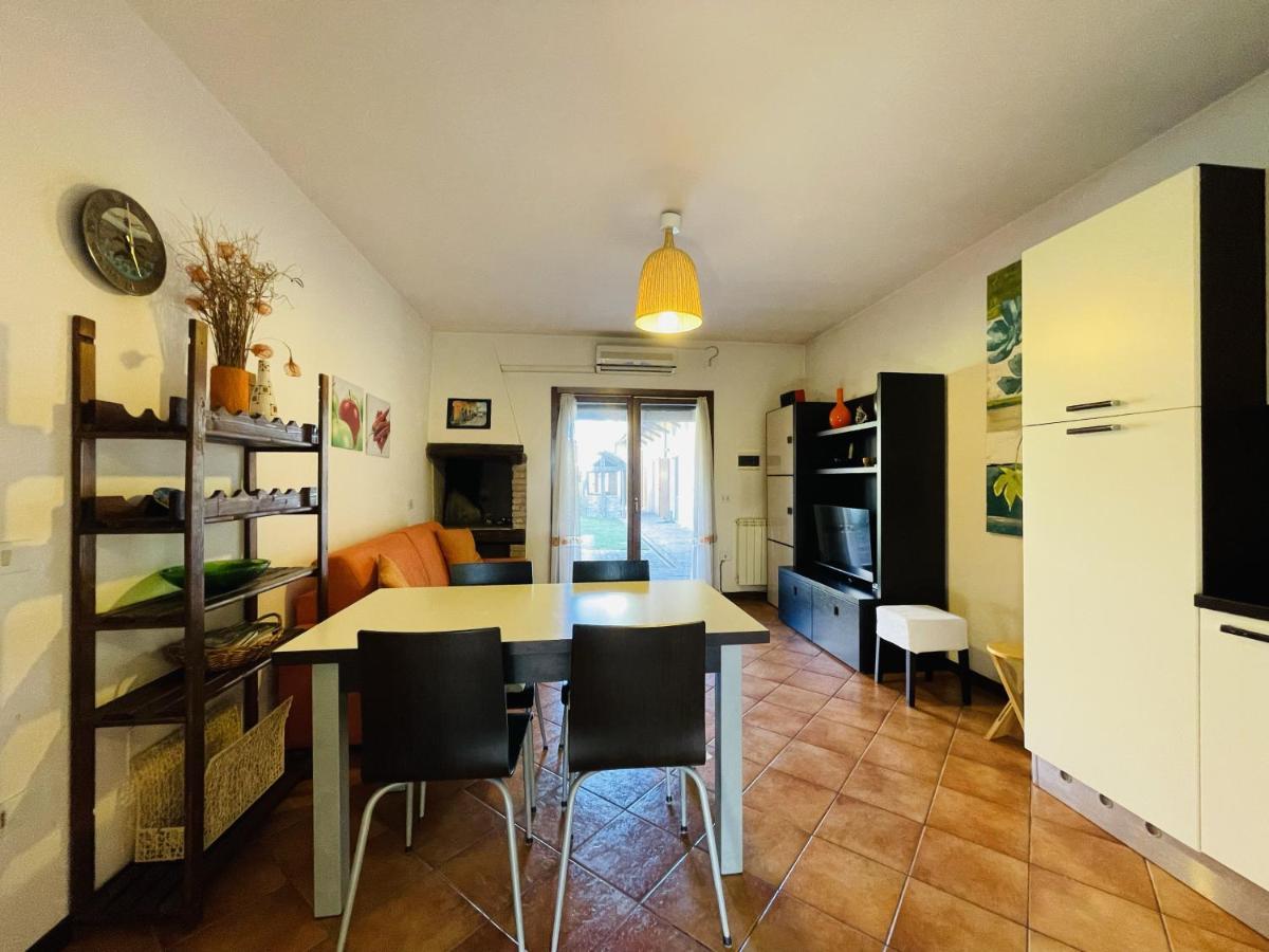 Ferienwohnung Borgo Del Nibbio Porto Levante Exterior foto