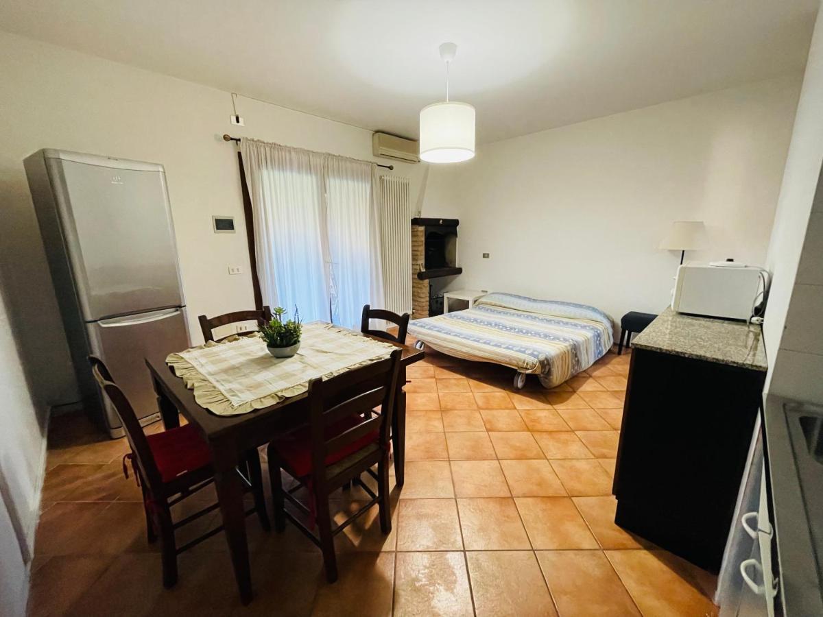Ferienwohnung Borgo Del Nibbio Porto Levante Exterior foto